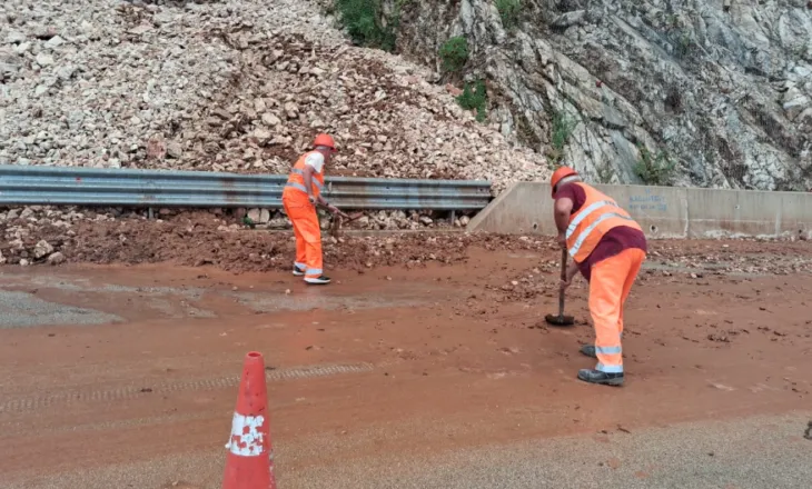 Reshjet me intensitet të lartë krijojnë probleme në aksin Delvinë–Skërficë