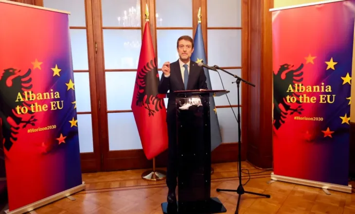 Rezultatet e Konferencës së tetë Ndërqeveritare, Hoxha pret Komisioneren Kos dhe ekipin e BE-së në misionin shqiptar në Bruksel