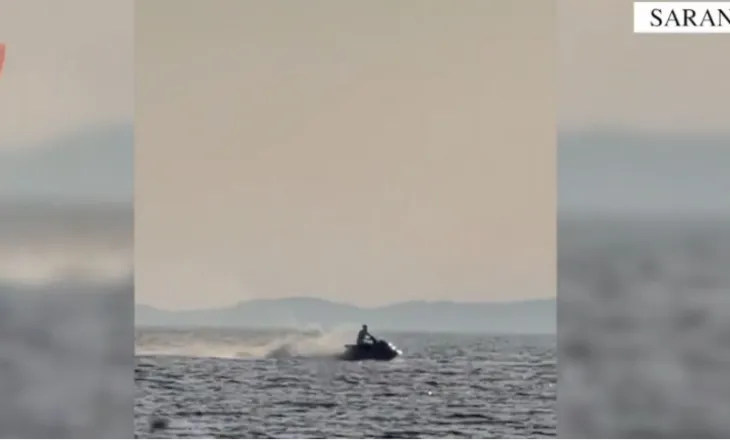 Rrezikoi pushuesit duke hyrë në zonën e sigurisë, gjobitet poseduesi i mjetit lundrues në Sarandë