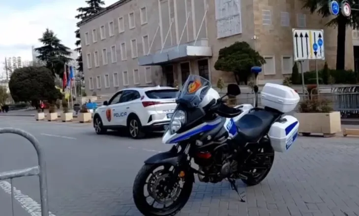 Rrugët që bllokohen sot në Tiranë për protestën dhe 35-vjetorin e PS