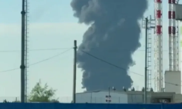 Rusia në alarm, Ukraina sulmon Shën Petersburgun me qindra dronë