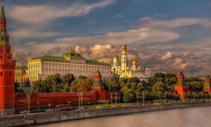 Rusia: Ne mbajmë kontakte konfidenciale me Ukrainën