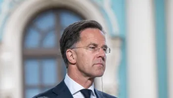 Rutte: Përshpejtimi i prodhimit të mbrojtjes është thelbësor për sigurinë e aleancës