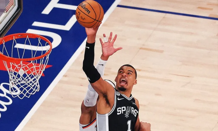 San Antonio nuk dorëzohet, mposht New York dhe rihap garën për titull në NBA