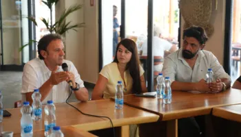 Sarandë/ Operatorët e turizmit: Protestat gjatë sezonit veror mund të ndikojnë në imazhin dhe ecurinë e turizmit