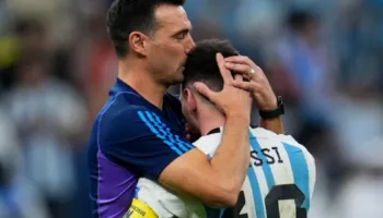 Scaloni jep lajmin e madh për të gjithë: Messi është mirë, ai do të kthehet në fushë së shpejti