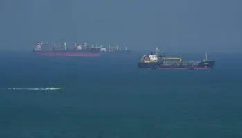 SHBA-ja ka ridrejtuar mbi 125 anije tregtare që nga fillimi i bllokadës detare të porteve iraniane