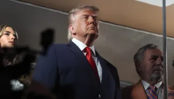 SHBA përshkallëzon presionin ndaj Iranit, Trump: Do t’i shkatërrojmë nëse nuk pajtohen me ne nesër