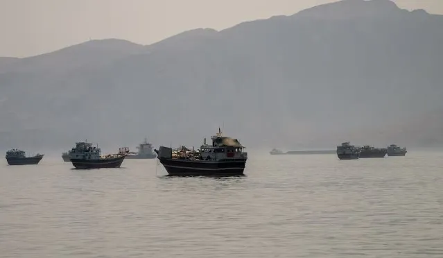 SHBA reagon sërish: Irani nuk e kontrollon Ngushticën e Hormuzit