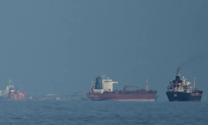 SHBA-të heqin sanksionet ndaj naftës iraniane