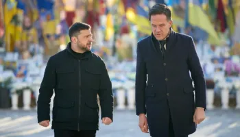 Shefi i NATO-s, Rutte mbërrin në Kiev në një vizitë të paparalajmëruar