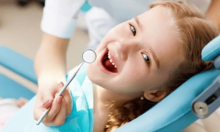 Shërbim dentar falas në QSUT, klinika universitare ofron trajtime dentare pa pagesë për fëmijët