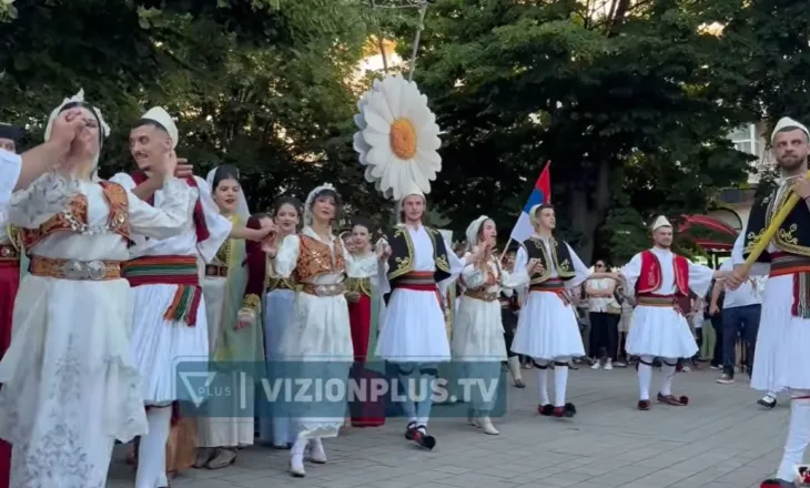 “Shpirti i Ballkanit”, në Korçë, grupe artistike nga vende të ndryshme performojnë në festivalin ndërkombëtar