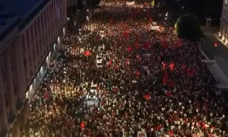 Shqiptarët nuk lodhen! Mbahet sot protesta e 29-të, kërkohet dorëheqje e pa negociueshme e Ramës