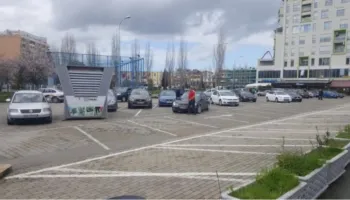 Shtrenjtohet ndjeshëm parkimi në Tiranë, banorët shpenzojnë të paktën 15 mln euro në vit