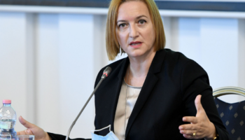 “Shumë shpejt ëndrra do të bëhet realitet”, Denaj: Po punojmë për Shqipërinë europiane