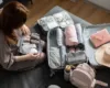 Si të bëni valixhen perfekte: 5 këshilla që ju kursejnë hapësirë dhe stres