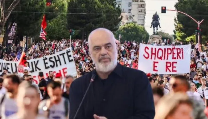“Sillni draftin për “Shqipërinë e re””, Kryeministri Rama sfidon protestuesit