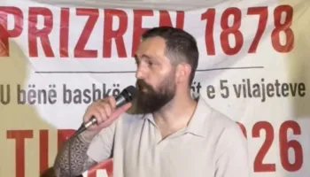 Sinjale për dhunë sot në protestë! Një nga organizatorët e tubimit: Po pash makina policie, do ja thyej xhamat