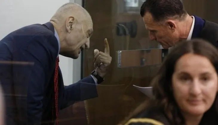 “S’mund të jem avokat me kohë të plotë, sepse nuk jam skllav”/ Cakrani i përgjigjet Metës: Prisja çdo akuzë, por jo të më quante patronazhist