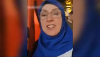 Spikerica e Iranit/ Ikballe Huduti në protestat e Tiranës, kërkon dorëheqjen e Edi Ramës
