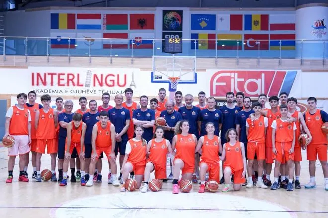 Spiro Leka vijon punën në kampin e basketbollit në Durrës: Ka talente, do t’i angazhojmë në liga të forta