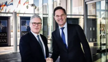 Starmer rikonfirmon angazhimin e Britanisë ndaj NATO-s