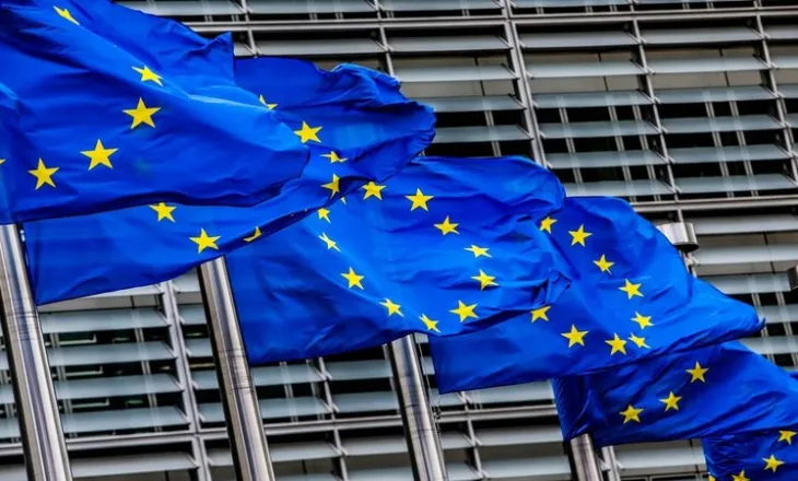 Synon të frenojë importet e lira kineze, BE vendos tarifë doganore prej 3 eurosh për pakot e vogla