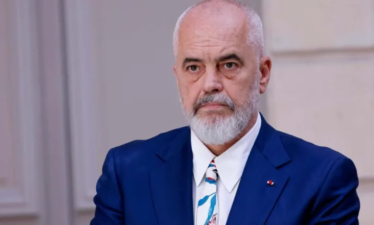 Takimi me drejtuesit e PS, Rama porosit të tijët: Rrini pranë qytetarëve, jemi në një luftë dixhitale