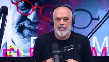 “The Albanian Files”/ “Bëhu mbret”, Rama sqaron letrën e arkitektit: Autori përdor satirën dhe ironinë, po bëhet një…
