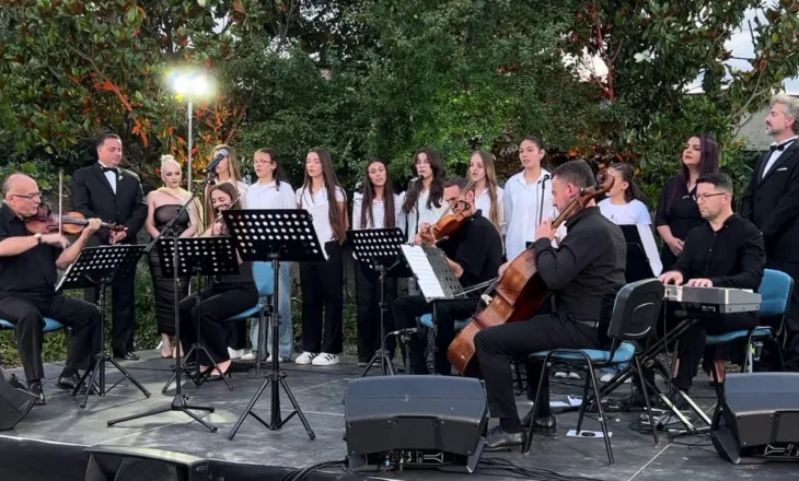 Tinguj për kujtesën historike, koncert-homazh në Shkodër për artistët e persekutuar nga komunizmi