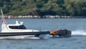 Tragjedia në Ksamil, momenti kur 20-vjeçari përplaset me shpejtësi me skafin e Policisë