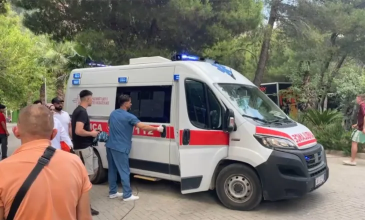 Tragjedia në Shëngjin/ Ndërrojnë jetë dy të rinj nga Kosova pasi u morën nga dallgët, tre të tjerët jashtë rrezikut për jetën