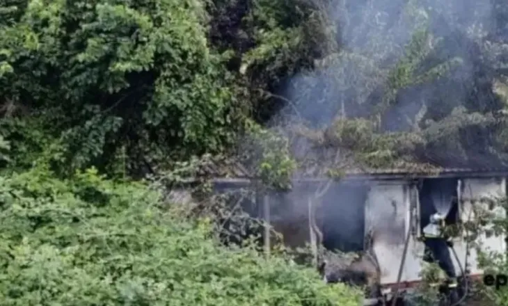 Tragjike/ 4 vëllezër humbin jetën të djegur nga zjarri brenda një kontejneri, ja dyshimet për ngjarjen e rëndë