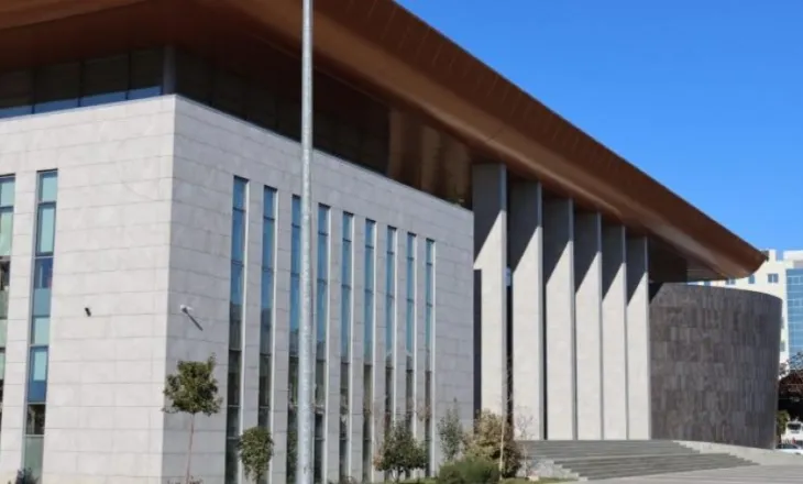 Tre anëtarëve të KLGJ-së u përfundon mandati 5-vjeçar, hapet gara për magjistratët