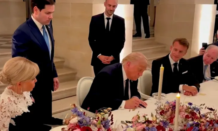 Trump dhe Pezeshkian nënshkruajnë marrëveshjen fillestare për t’i dhënë fund luftës, bisedimet vazhdojnë në 60 ditët e ardhshme