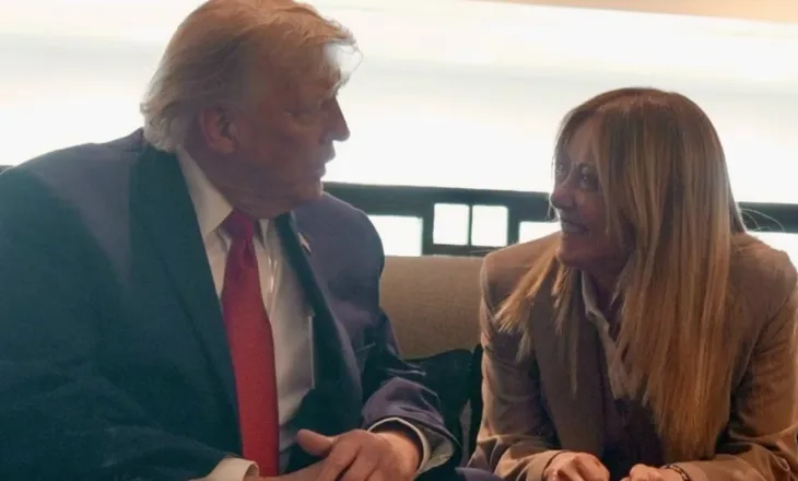 Trump ironizon sërish Melonin: Mu lut të bënim foto bashkë, pranova se më erdhi keq