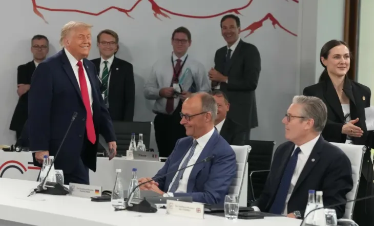 Trump: Më pëlqen shumë Pallati i Versajës, është plotë me ar