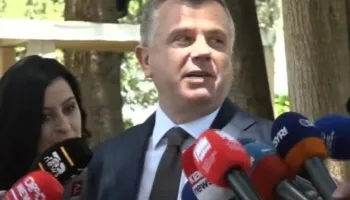 “Trump në Shqipëri vitin tjetër”, Balla: Marrëveshjen e kemi me 850 mijë shqiptarë, s’e kemi luksin të humbim projektin në Zvërnec