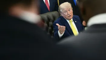 Trump: SHBA do të fitojë ushtarakisht ose në letër, mund të takohem me liderin suprem të Iranit nëse ka marrëveshje