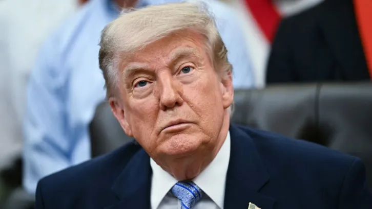 Trump: Shumë nga anijet që po kalojnë nga Ngushtica e Hormuzit, janë të ngarkuara me naftë!