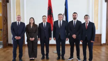 Turi i diplomacisë parlamentare, Kryetari Peleshi në Estoni: Mbështetje e fuqishme për anëtarësimin e Shqipërisë në BE, forcim i partneritetit në NATO dhe bashkëpunimit parlamentar