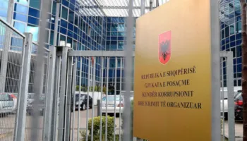 U denoncua nga pronarët e koncesionit të Check Up, Albana Vokshi shpallet e pafajshme