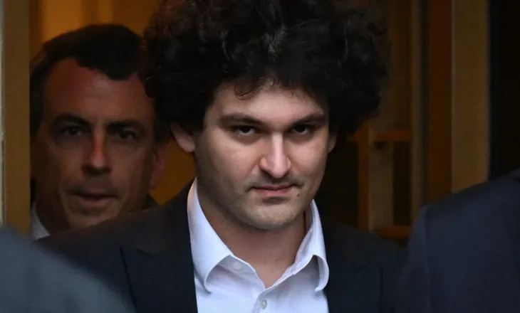 U dënua me 25 vite burg për mashtrim miliarda dollarësh me kriptomonedha, Sam Bankman-Fried kërkon falje presidenciale