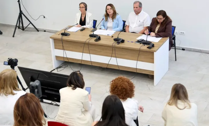 Udhëzuesi klinik për trajtimin hormonal, ekspertët sqarojnë standardet dhe zbatimin