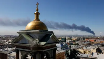 Ukraina lëshon qindra dronë drejt Rusisë në ditën e fundit të një forumi të madh investimesh