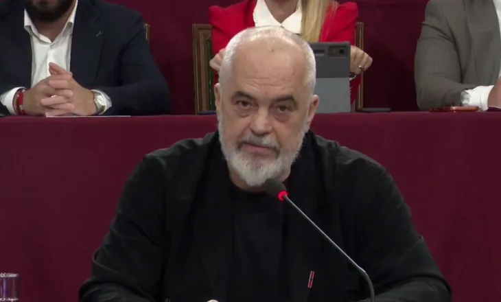 “Unë të dal kundër jush dhe vetes?”, Rama: Kam menduar të iki në katund dhe t’iu lë ta mbroni vetë vendin nga të huajt, por…