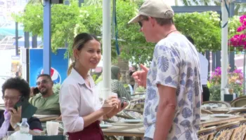 “Unë vij nga Myanmar”, 28-vjeçarja rrëfen jetën në Shqipëri: Ishte e vështirë, por njerëzit më ndihmuan