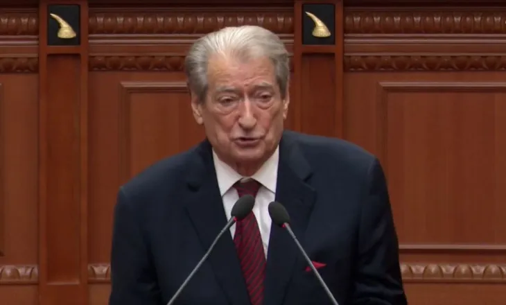 “Urgjent dëgjoni kërkesat e protestuesve”‘, Berisha në Kuvend: Kërkoj mocion me debat me Ramën