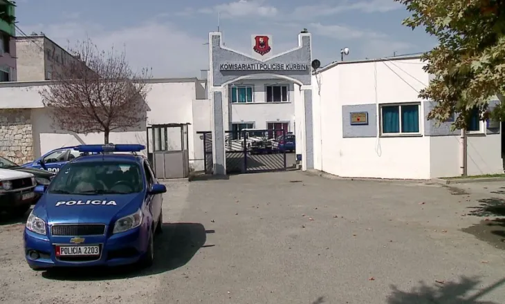 Vajza vret nënën me thikë në Kurbin, arrestohet nga policia, procedohet mjekja që plotësoi aktin për vdekje natyrale (EMRI)